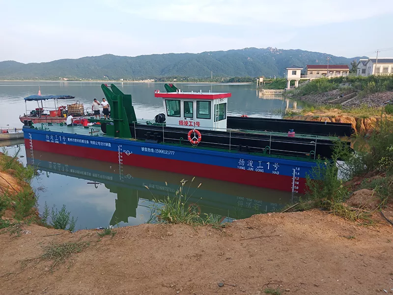 Drijvend graafmachineplatform