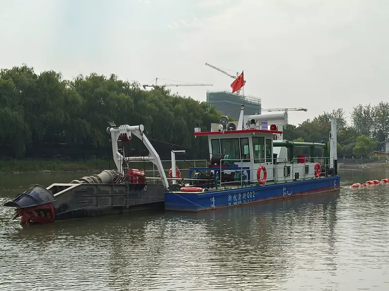 Zandbaggerschip